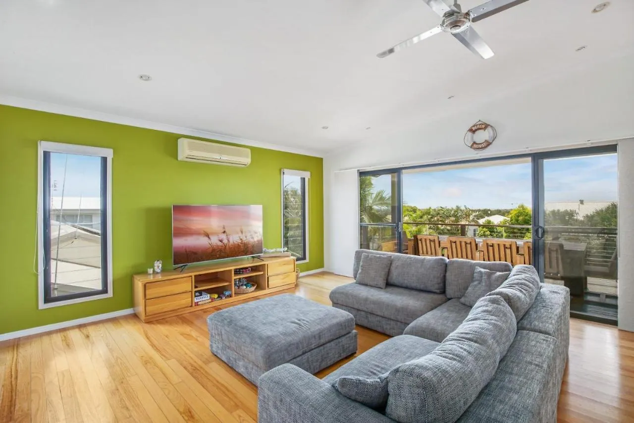 12 Tingira Close رينبو بيتش