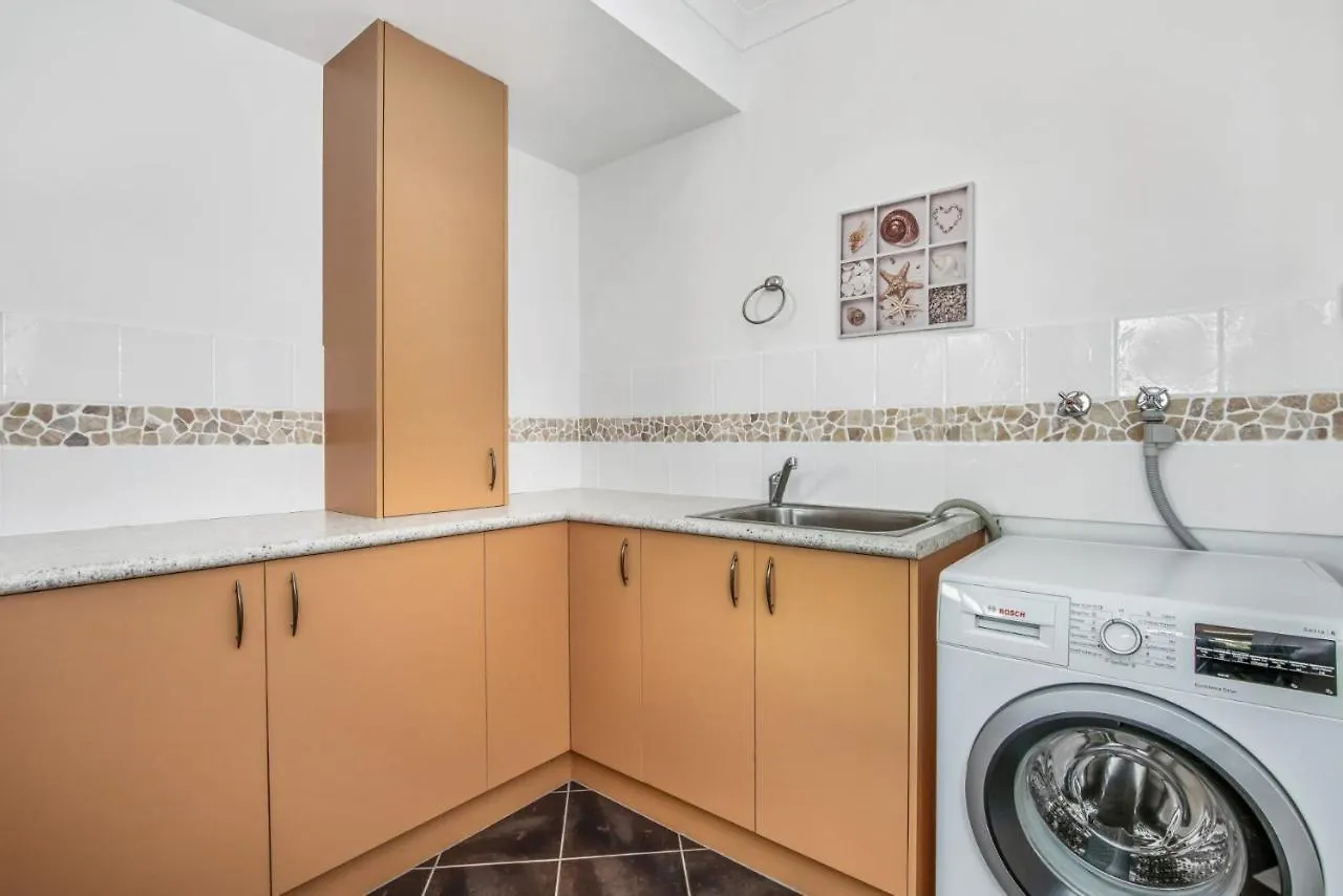 بيت للعطل 12 Tingira Close رينبو بيتش أستراليا